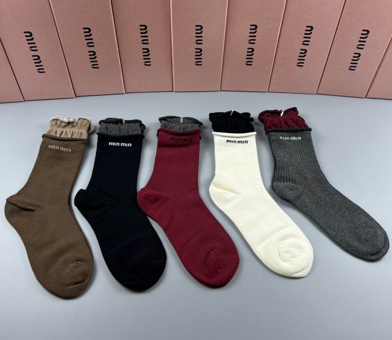 Miumiu socks 01